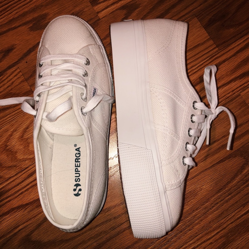 White Platform Supergas